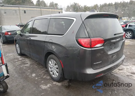 2021 Chrysler Voyager L z USA, uszkodzony, nr VIN 2C4RC1AG6MR565297